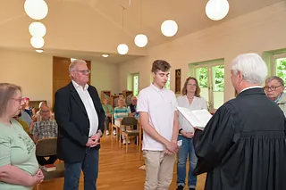 Gruppe Menschen die singen