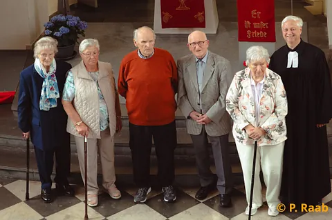 Jubilare der Kronjuwelen Konfirmation